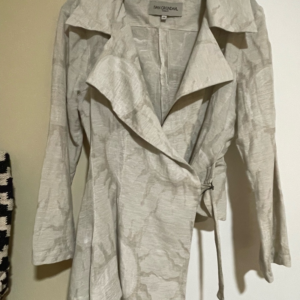Ivan Grundahl Cream Women's linen wrap Jacket - Picture 3 of 5